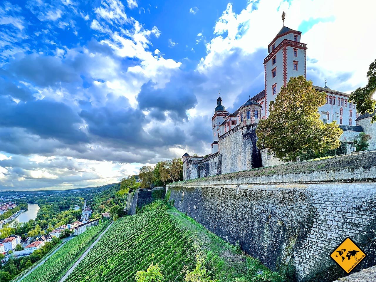 Festung Marienberg Weinberge Würzburg Sehenswürdigkeiten 1 Tag