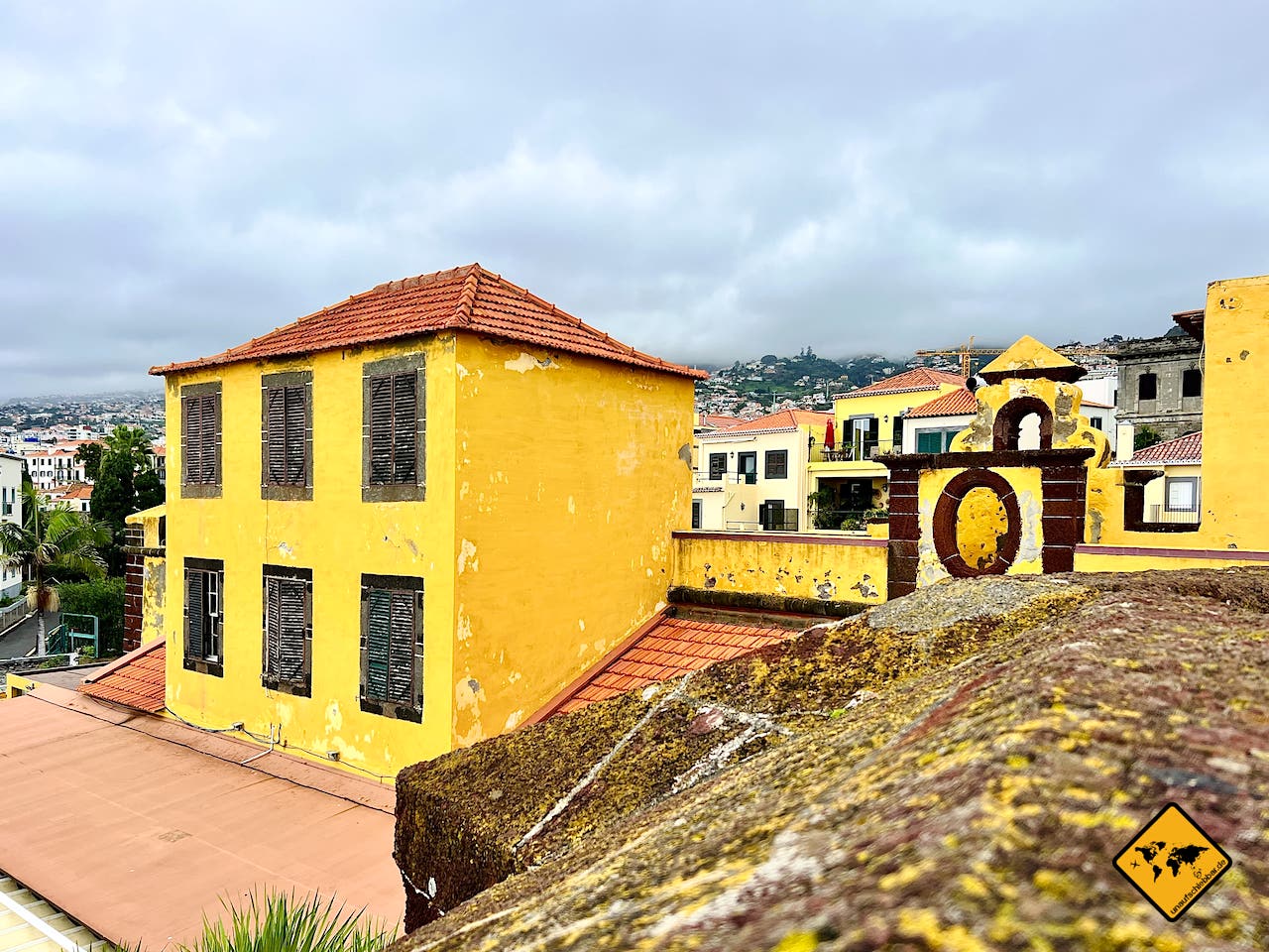 Gelbe Festung Altstadt Funchal Madeira