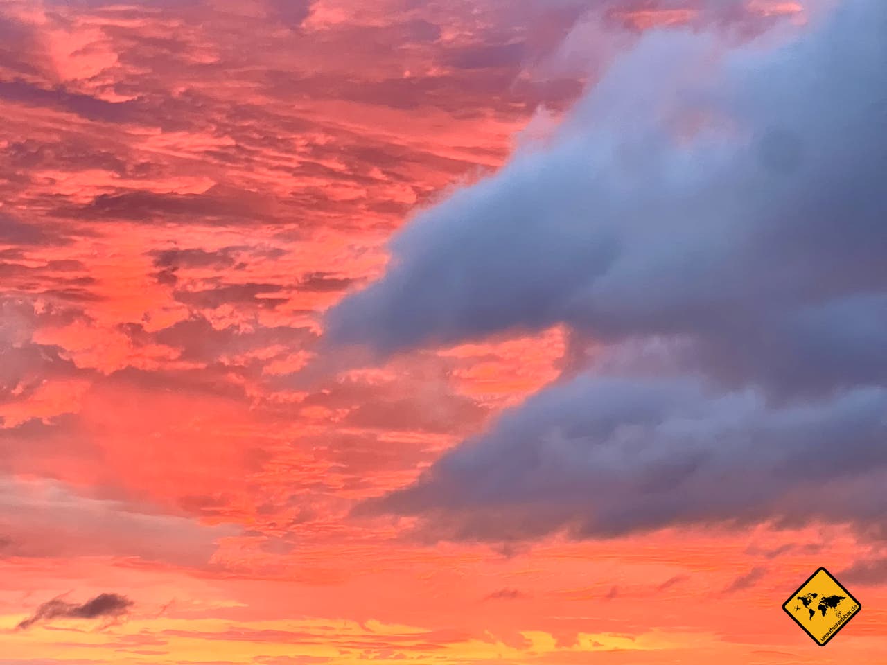 Wolken roter Himmel