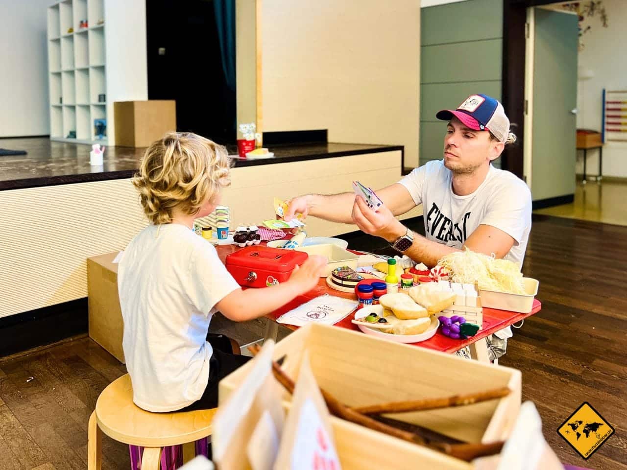 Urlaub mit Kind in Hannover Verkaufstisch Zinnober Museum