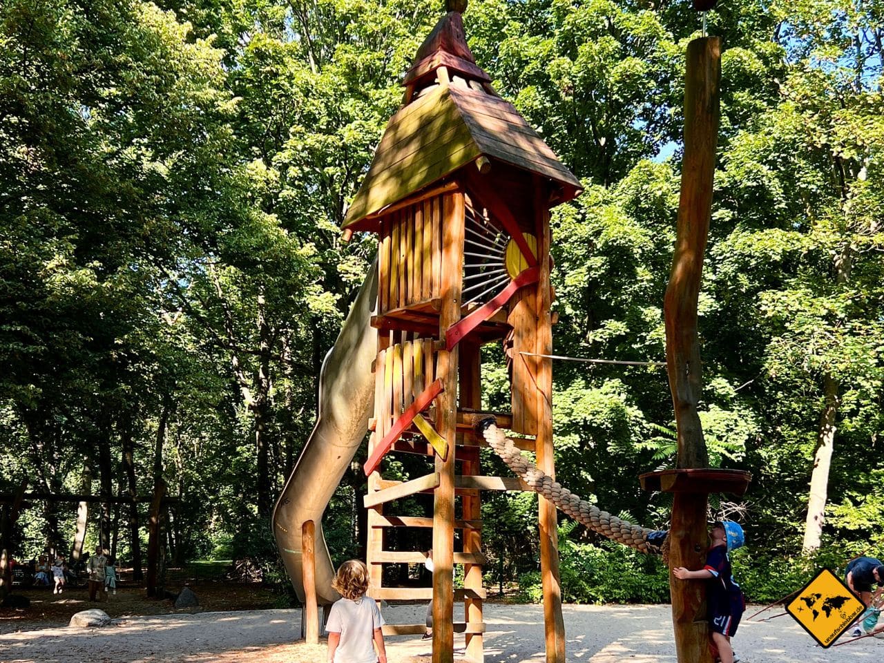 Berlin mit kleinen Kindern Spielplatz an der Luiseninsel