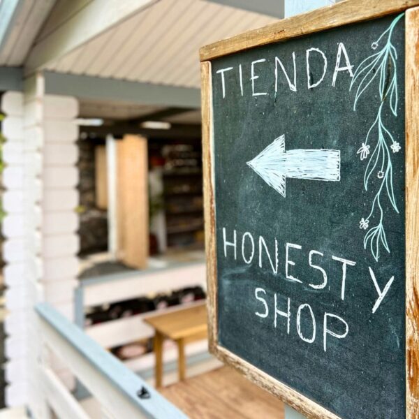 Honesty Shop Schild