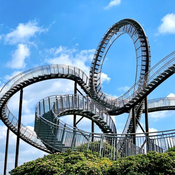 Achterbahn Skulptur Duisburg