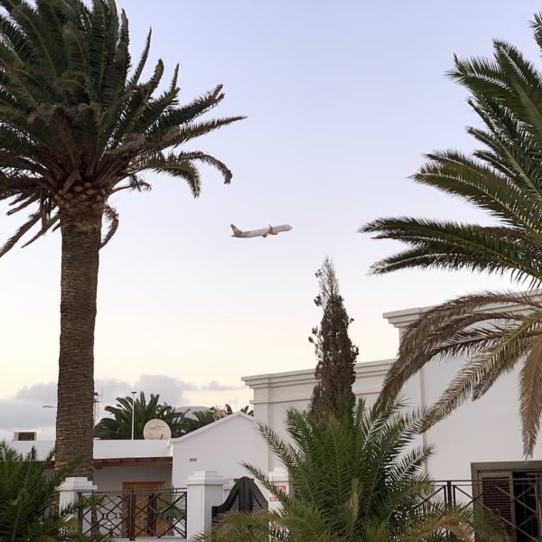 Arrecife Airport Flugzeug Playa Honda