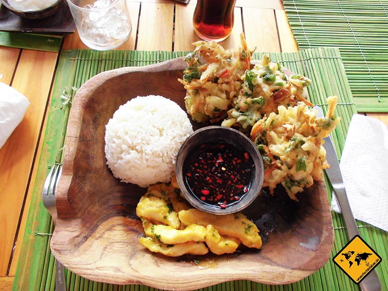 Essen auf Bali - balinesische Küche - Reis frittiertes Gemüse