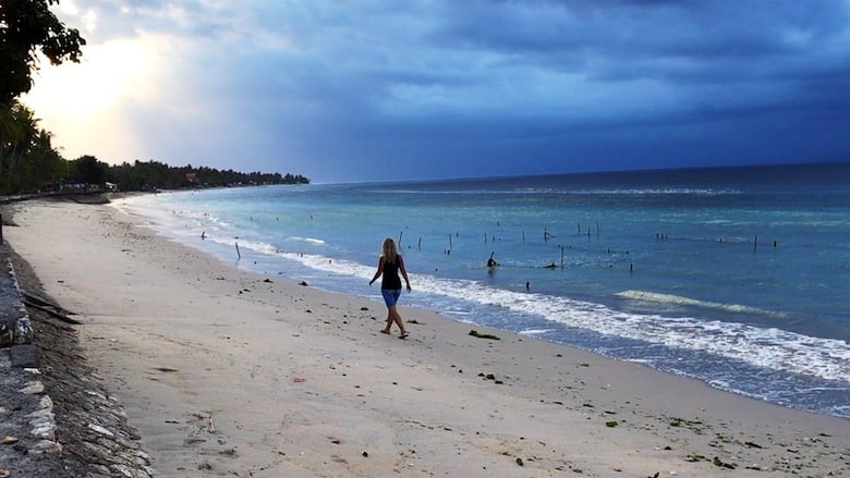 Bali Regenzeit leere Strände