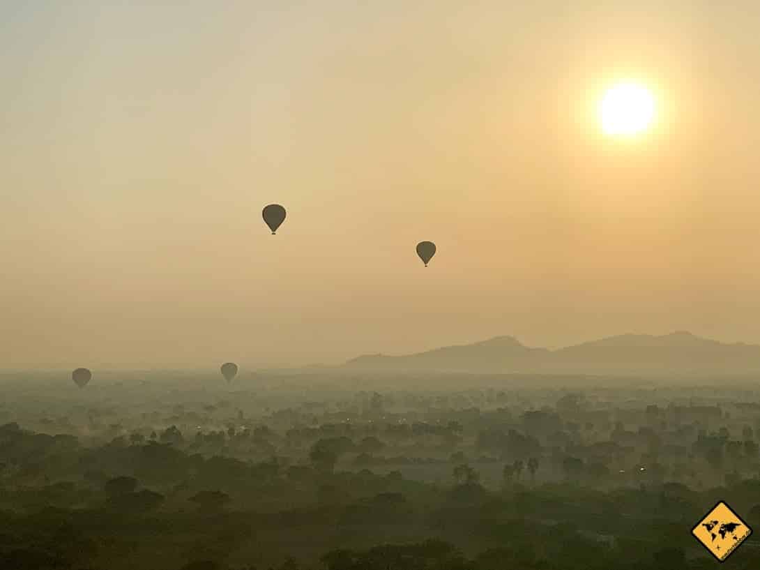 Ballons Bagan Sonnenaufgang