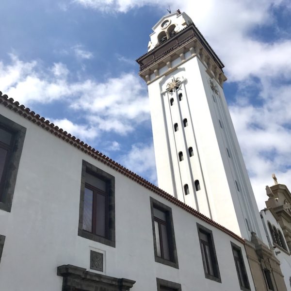 Basilika von Candelaria Kirchturm