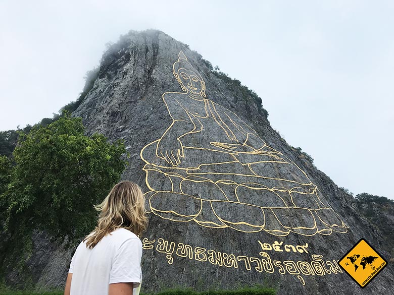 Buddha Mountain Pattaya seitlich