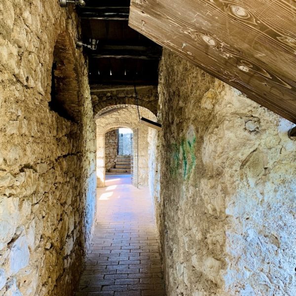 Burg Trsat Gang