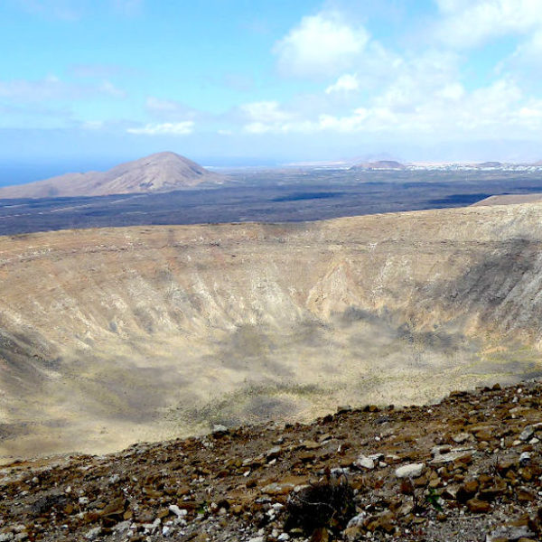 Die tolle Aussicht vom Caldera Blanca im Timanfaya Nationalpark Lanzarote