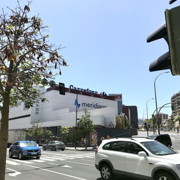 Centro Comercial Meridiano Santa Cruz