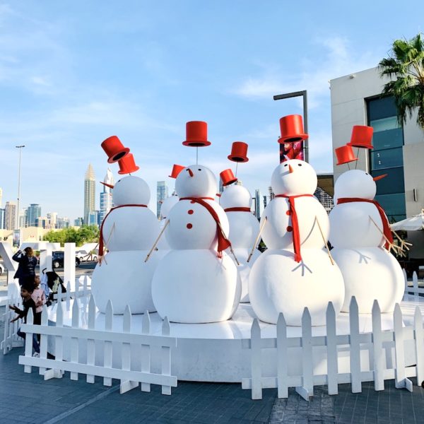 City Walk Dubai Schneemänner