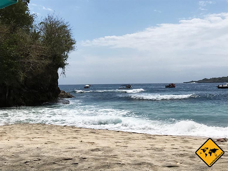 Crystal Bay Beach Nusa Penida Wellengang