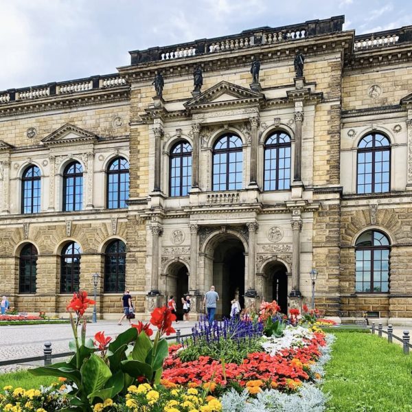 Für die meisten ganz weit oben auf der Liste der Dresden Sehenswürdigkeiten: Der Zwinger