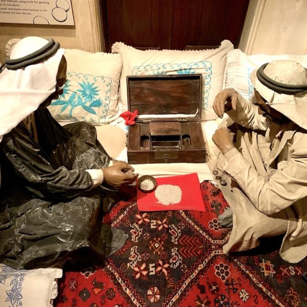 Dubai Museum Nachstellung Perlen Händler