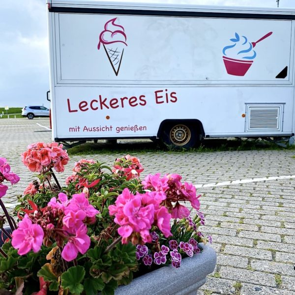 Eiswagen Parkplatz Neuharlingersiel