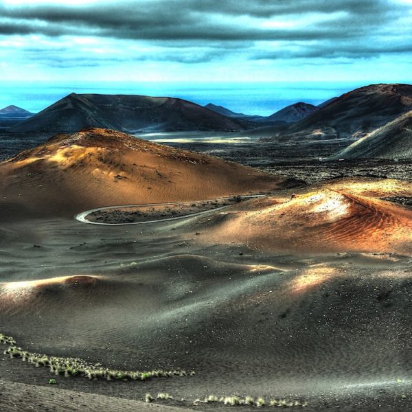 Blick auf die Feuerberge von Lanzarote