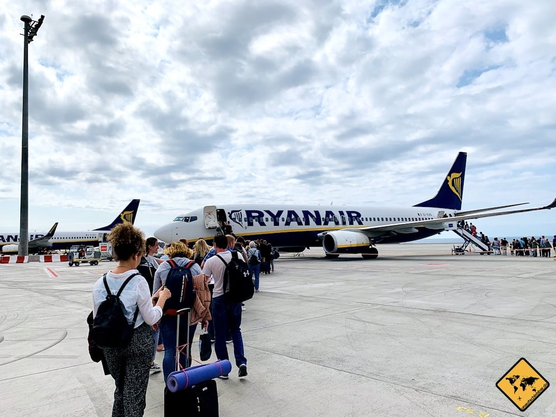 Flughafen Teneriffa Ryanair Flugfeld