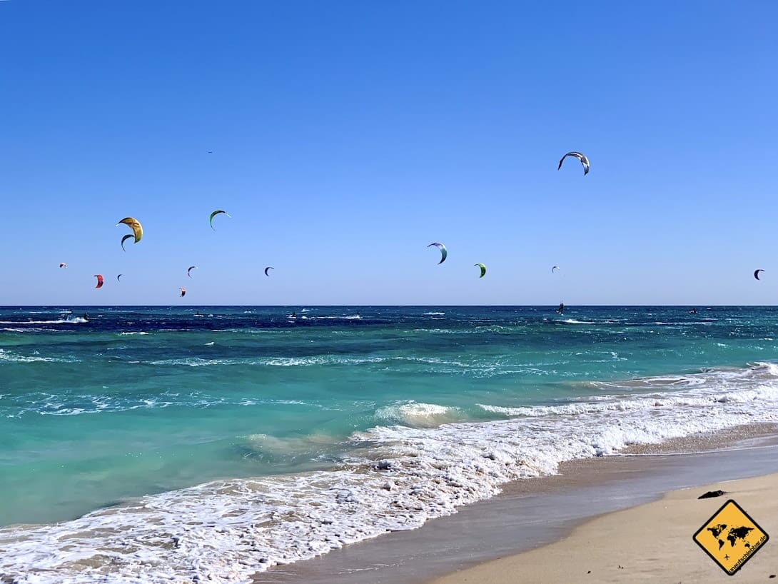 Fuerteventura Strände windig Kitesurfer