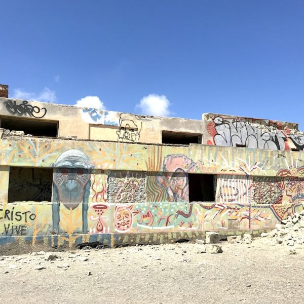 Geisterstadt Teneriffa Abades Ruinen Graffiti Affe