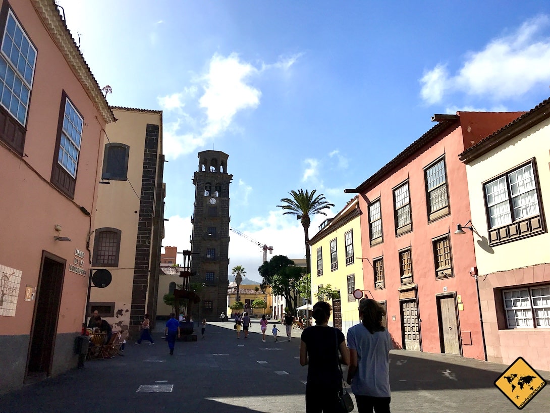 Der Glockenturm gilt als Wahrzeichen der Stadt San Cristóbal de la Laguna Teneriffa