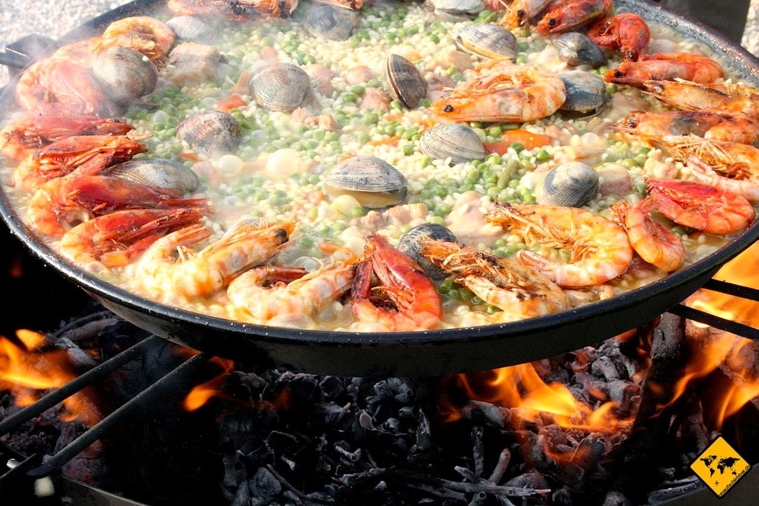 Gran Canaria Höhlen-Restaurant spanische Paella