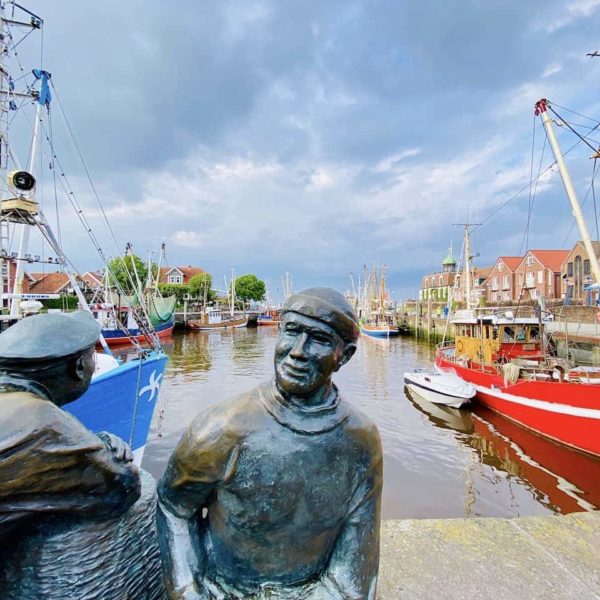 Hafen Neuharlingersiel Figuren