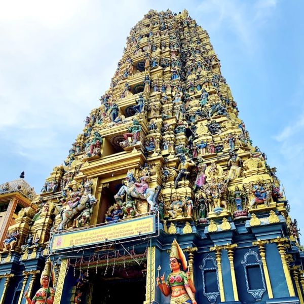 Hindu-Tempel Sri Lanka außen