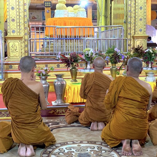 Inle See Phaung Daw Oo Pagode Mönche