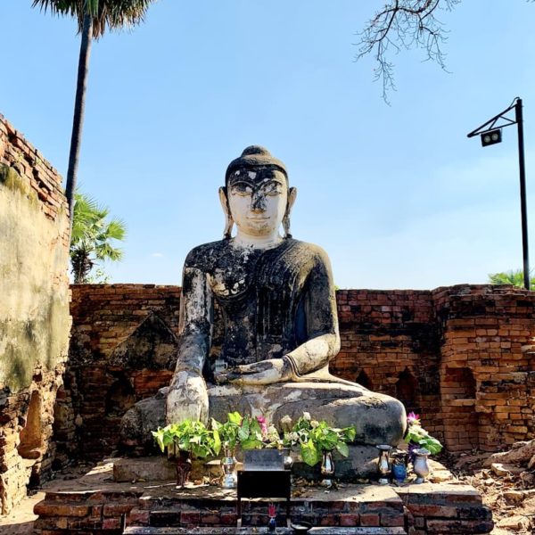 Inwa Yadana Hsemee Pagode Buddha