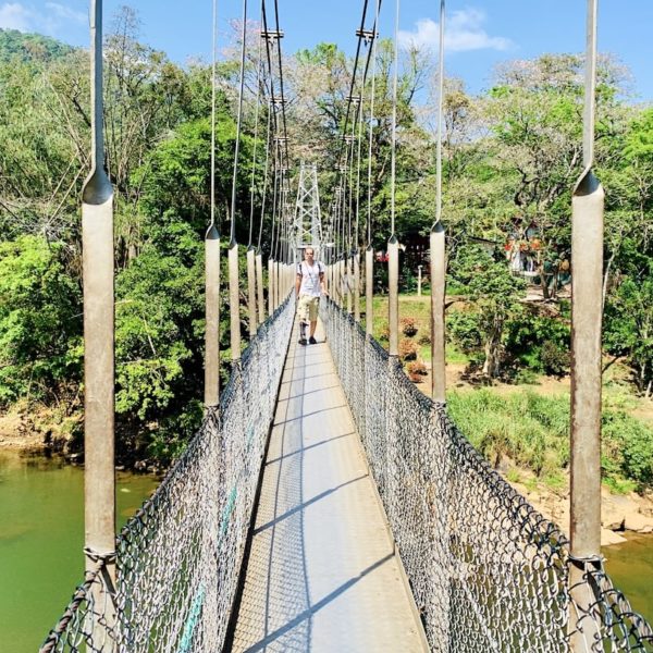 Kandy Hängebrücke botanischer Garten