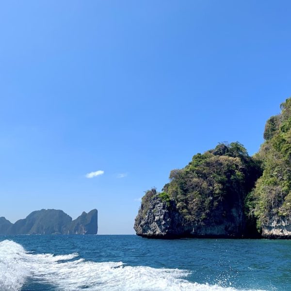 Koh Phi Phi Erfahrung Schnellboot Ausflug Landschaft