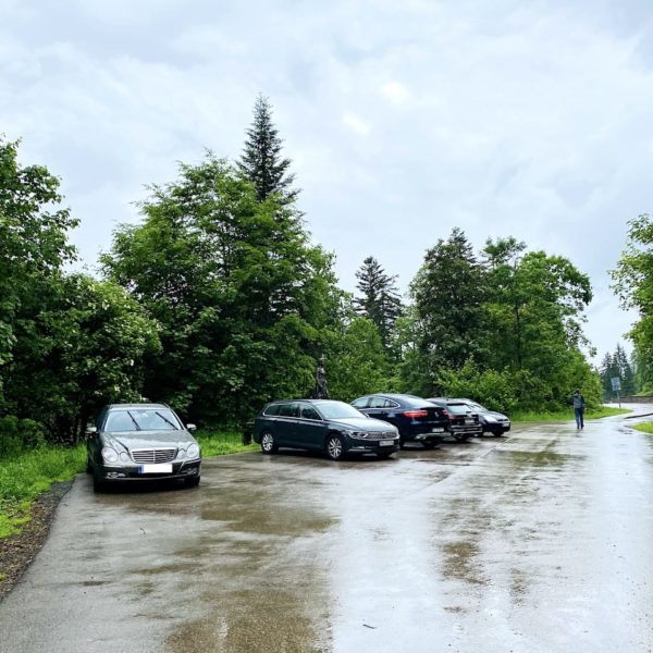 Kostenloser Parkplatz nahe Parkplatz 2