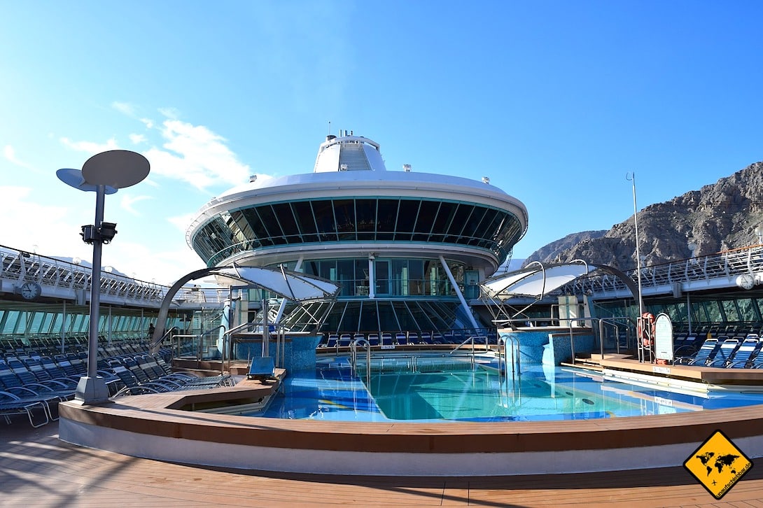 Kreuzfahrtschiff Pool Deck
