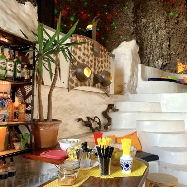 La Cueva Bar LagOmar Lanzarote Haus Omar Sharif