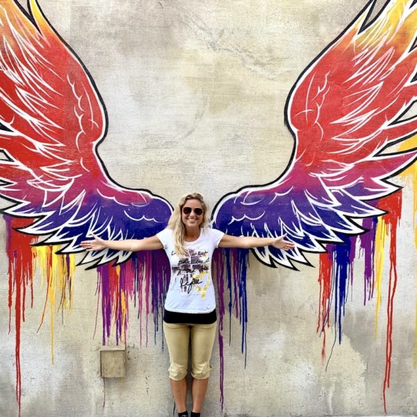 La Mer Streetart Flügel Dubai