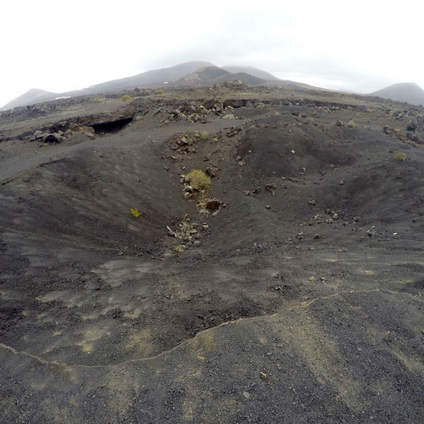 Die Landschaft am Vulcan El Cuervo im Nationalpark Timanfaya ist beeindruckend