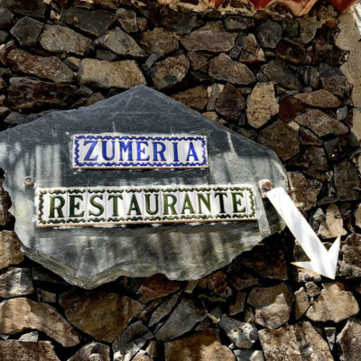 Wenn du in der Masca Schlucht Teneriffa angekommen bist, steht dir eine Vielzahl an Restaurants zur Auswahl