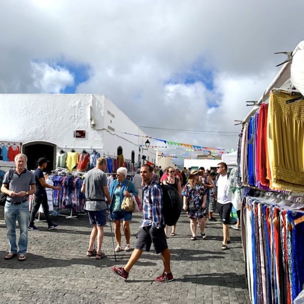 Marktstände Teguise Lanzarote Sonntag