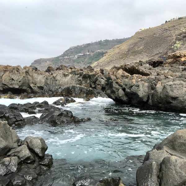 Meer Costa Sauzal Teneriffa Lava