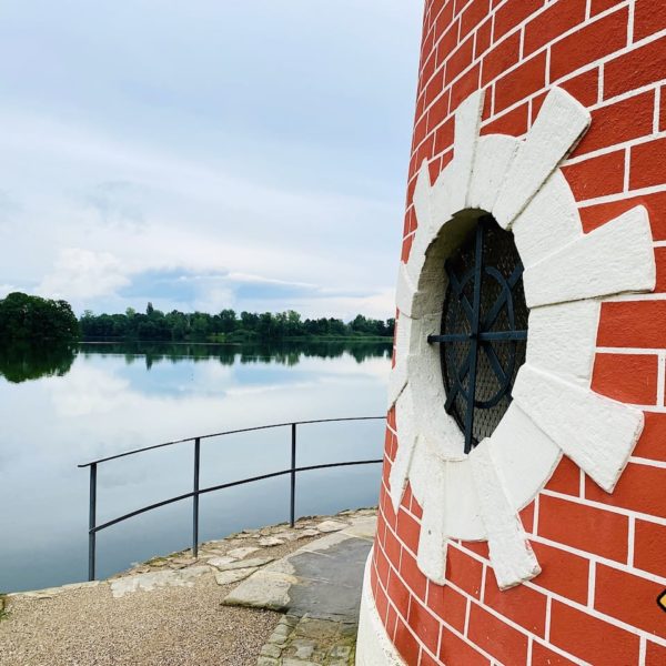 Moritzburg Leuchtturm Seitenansicht