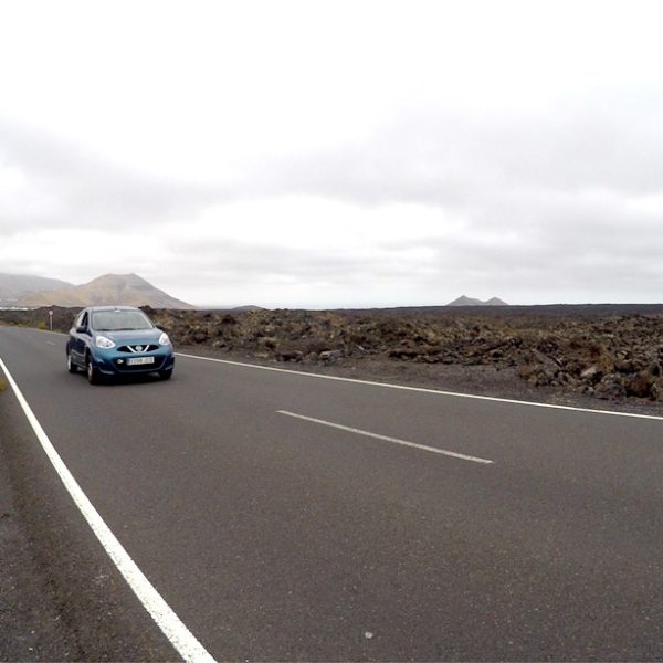 Der Nationalpark Timanfaya ist mit dem Auto gut und einfach befahrbar