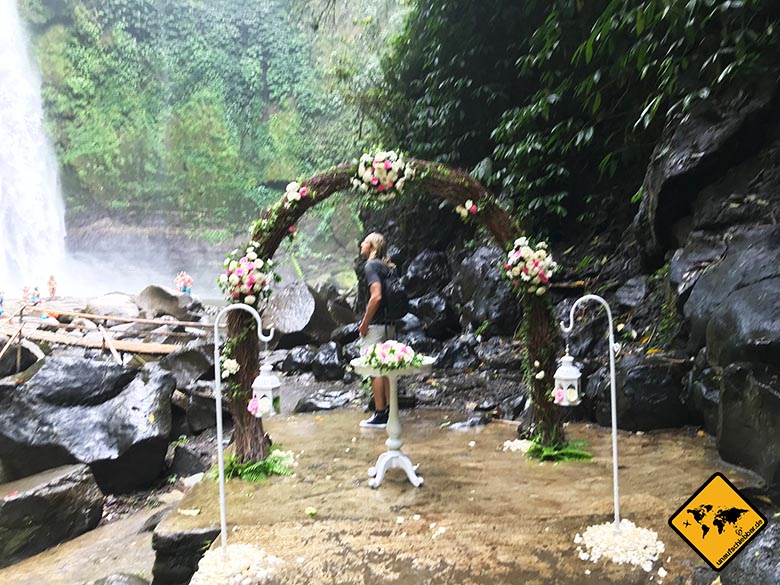 Nungnung Waterfall Hochzeit