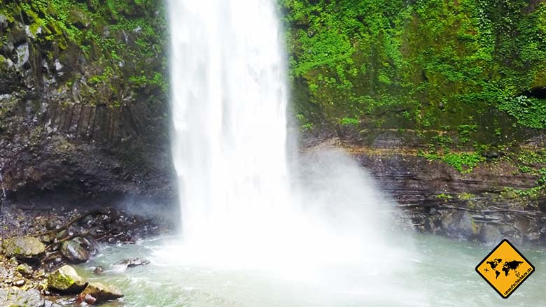 Nungnung Waterfall Wasserkraft