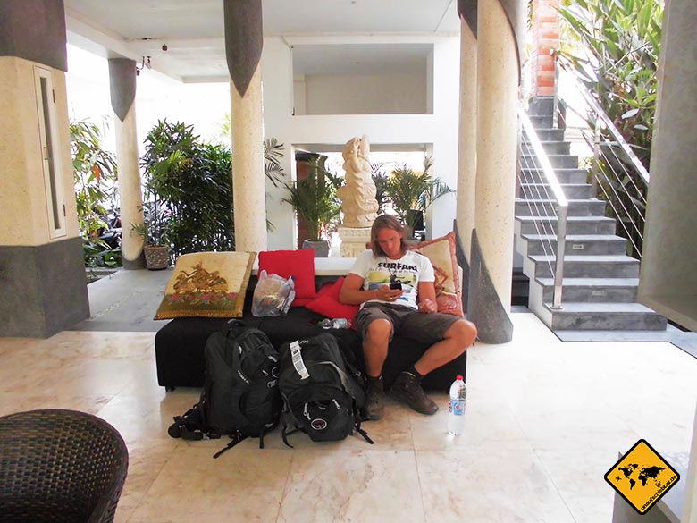 Osprey Farpoint 70 Test Bali Lobby Echo Beach