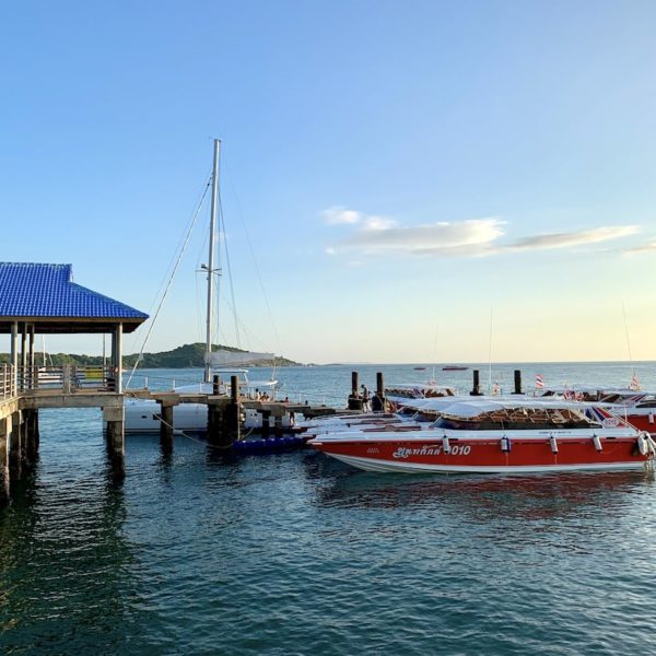 Phuket Rawai Beach Pier Boote