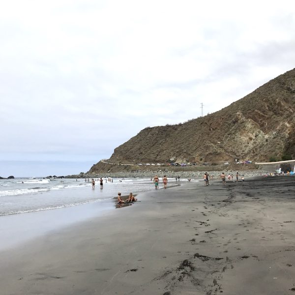 Blick auf den Playa de Almáciga im Macizo de Anaga