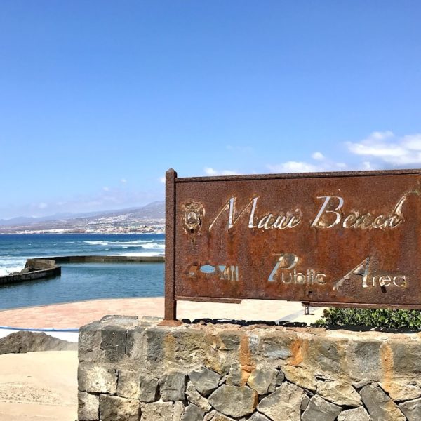Playa de las Américas Maui Beach