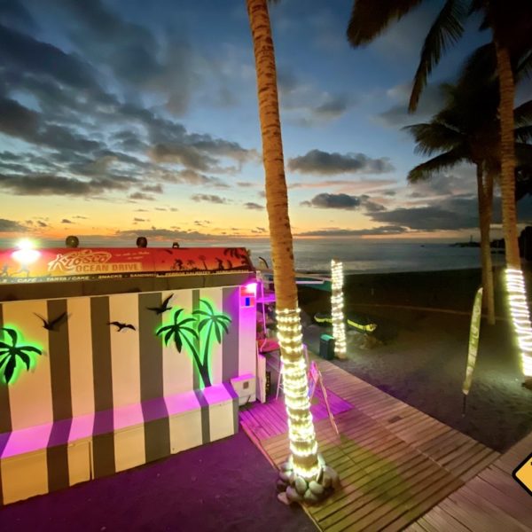 Puerto Naos Beach Bar abends